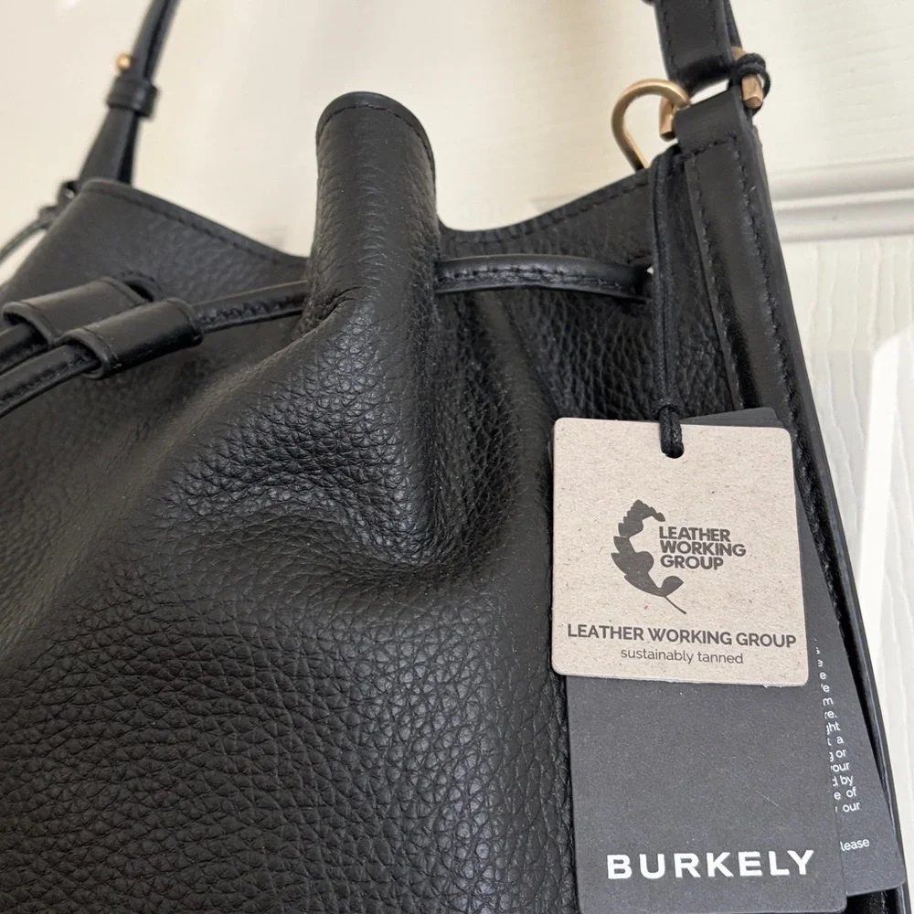 ⚡️ NWT Burkely Black Pebbled Leather Drawstring Backpack with Shoulder Strap ⚡️